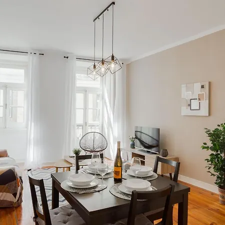 Chiado - Bairro Alto Cozy *
